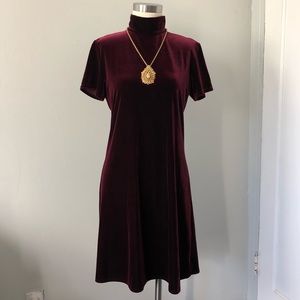 Velvet burgundy short sleeve high neck dress